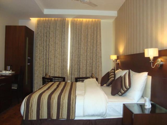 Liv Inn - Naraina New Delhi Extérieur photo